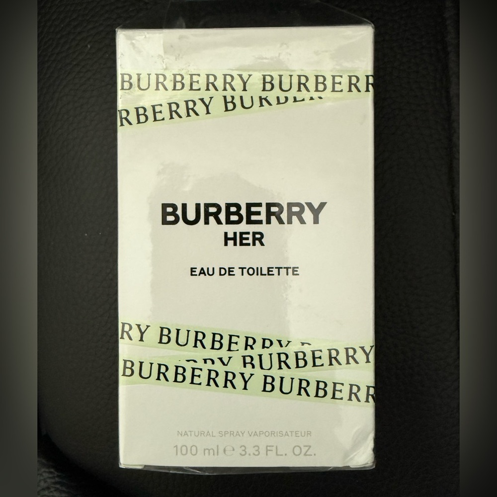 Women’s Burberry Her Eau De Toilette  Perfume  100 ml